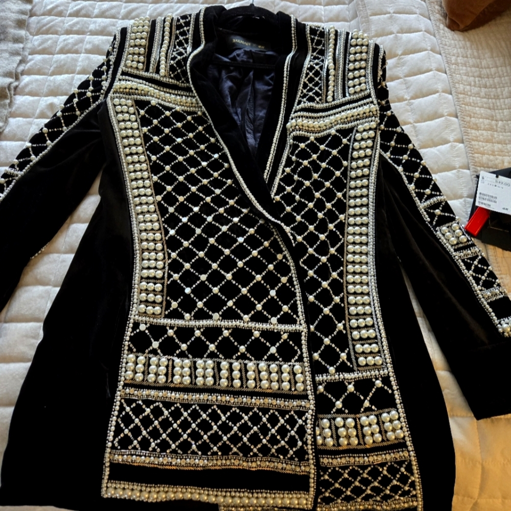 Balmain × H&M velvet blazer limited edition